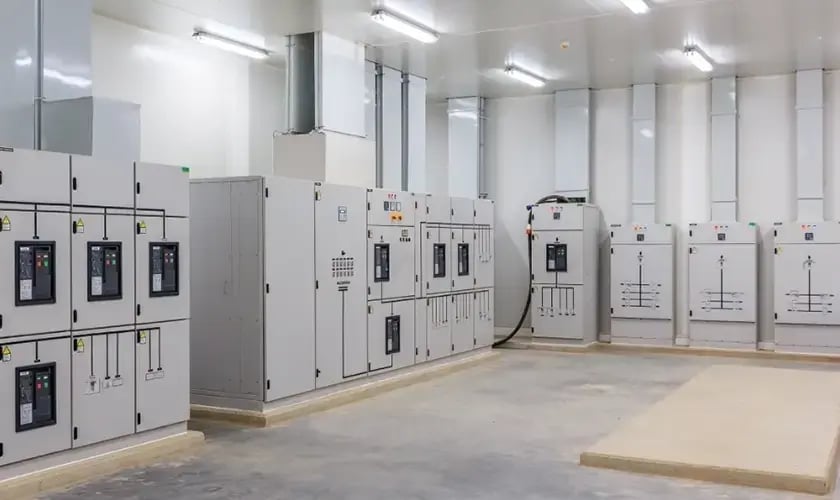 APFC Panels Unveiled - Understanding Their Functionality and Advantages for Power Factor Correction
