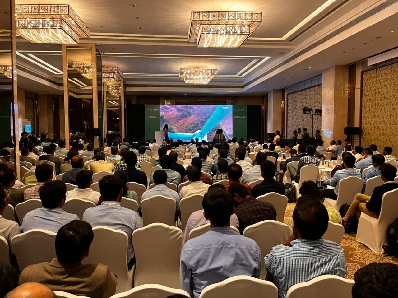 The Future of Partnership with Electricity 4.0 - Schneider Electric